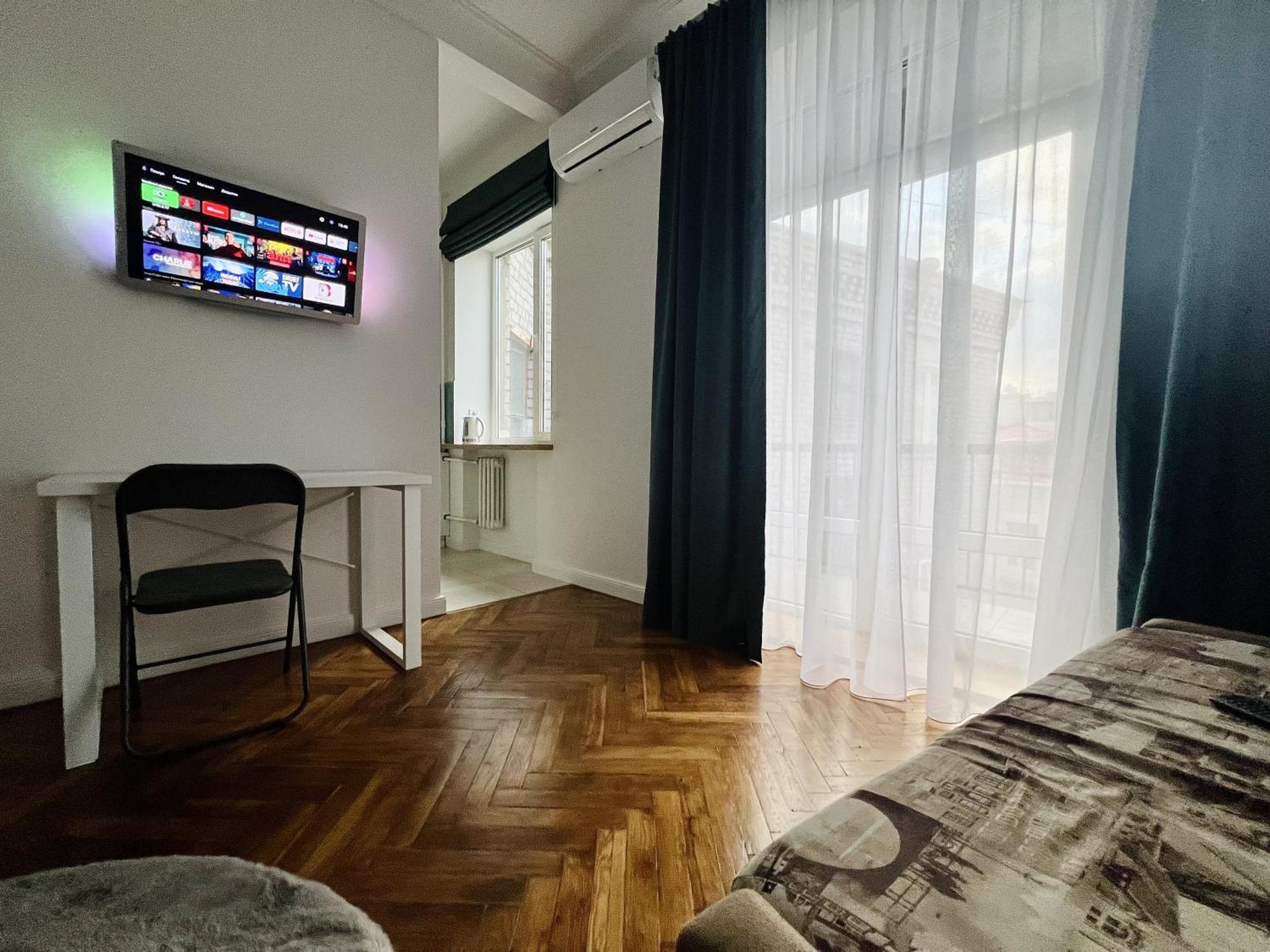 Kyiv Old Town Apartment Near Golden Gate Exterior photo